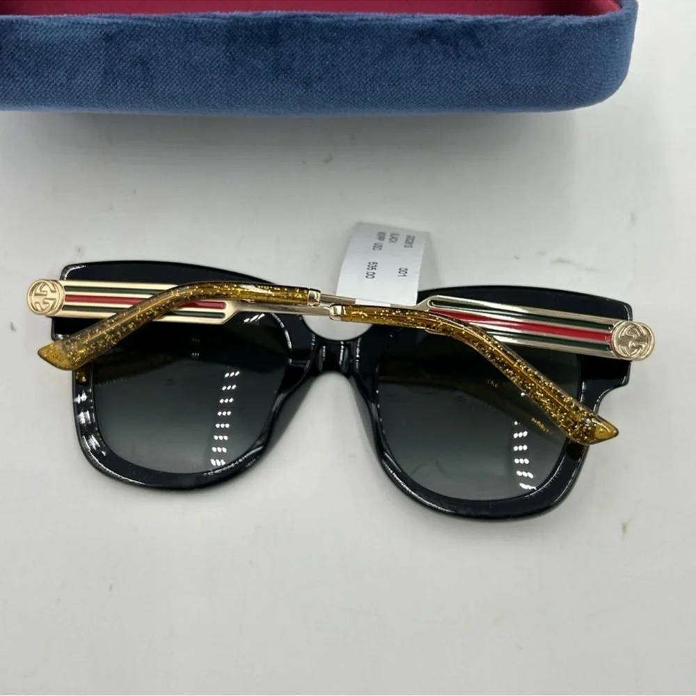 Gucci GG0281S – 001 black acetate frame sunglasses with gray lenses NWT